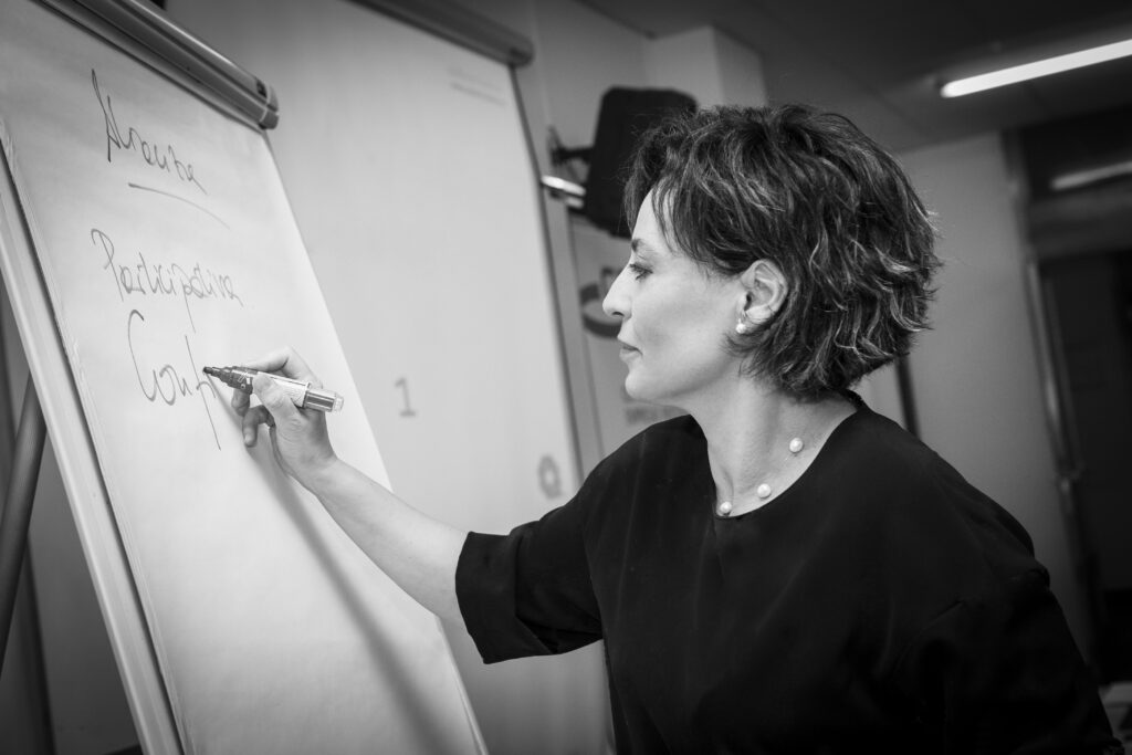 Ada Morales Coach